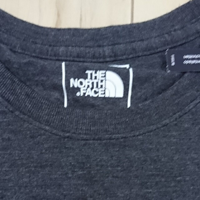 THE NORTH FACE(ザノースフェイス)のTHE NORTH FACE ノースフェイス Tシャツ Sサイズ アメリカ輸入品 メンズのトップス(Tシャツ/カットソー(半袖/袖なし))の商品写真