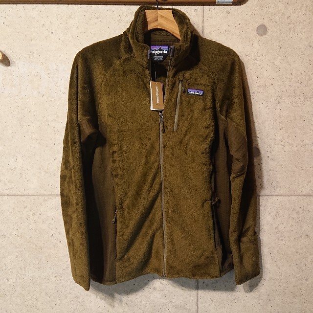 専用【新品未使用】patagonia R2 ジャケット