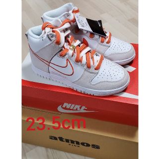 ナイキ(NIKE)のNIKE WMNS DUNK HIGH SE FIRST USE(スニーカー)