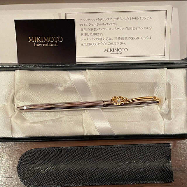 MIKIMOTO(ミキモト)の新品未使用　ミキモト　パール　ボールペン　イニシャル　M インテリア/住まい/日用品の文房具(ペン/マーカー)の商品写真