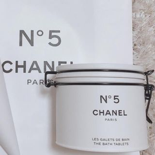 「新品 CHANEL 限定 ファクトリー5コレクシオンNo5 ザ バス ...