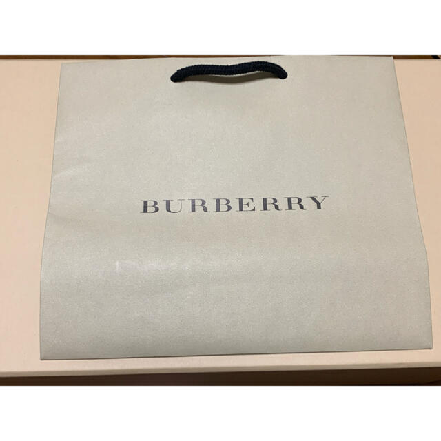 BURBERRY(バーバリー)のバーバリー　BURBERRY 紙袋 レディースのバッグ(ショップ袋)の商品写真