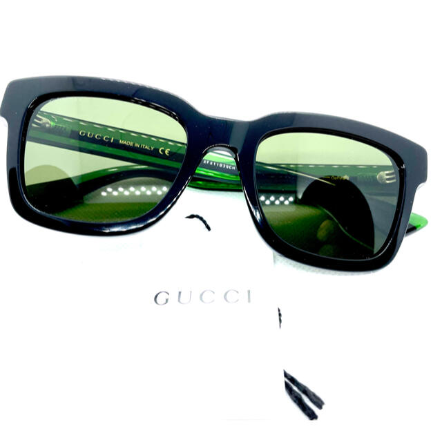 Gucci(グッチ)のGUCCI グッチ サングラス正規品 レディースのファッション小物(サングラス/メガネ)の商品写真