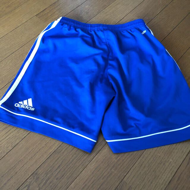 adidas(アディダス)のアディダス　　ハーフパンツ キッズ/ベビー/マタニティのキッズ服男の子用(90cm~)(パンツ/スパッツ)の商品写真