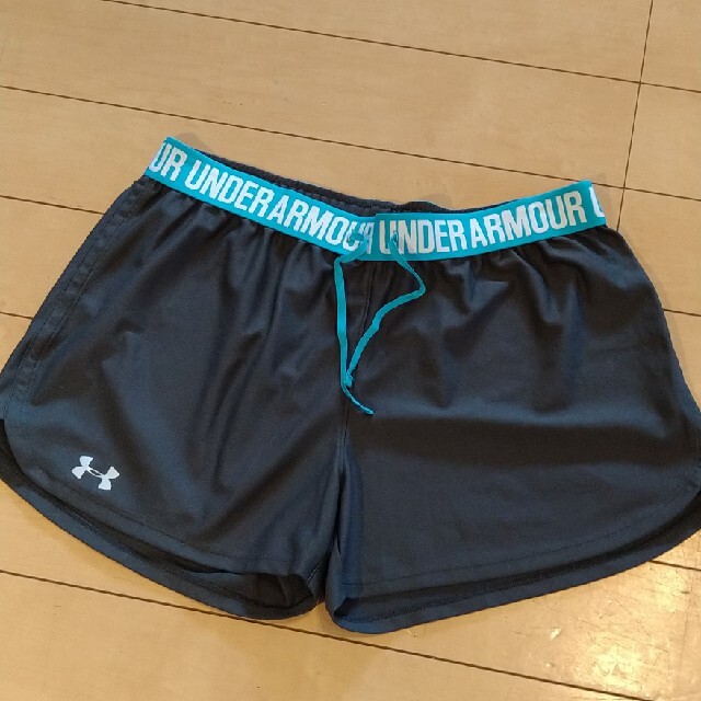 UNDER ARMOUR(アンダーアーマー)の美品　アンダーアーマー　パンツ　XL L  スポーツ/アウトドアのトレーニング/エクササイズ(ウォーキング)の商品写真