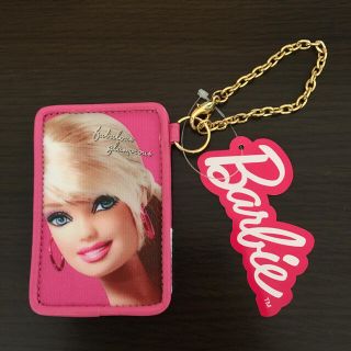 バービー(Barbie)の☪️タグ付き未使用品！Barbie 定期入れ(名刺入れ/定期入れ)