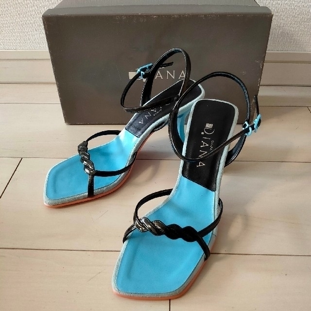 DIANA(ダイアナ)のDIANA　サンダル　24cm レディースの靴/シューズ(サンダル)の商品写真