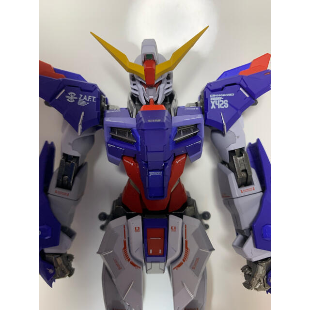 BANDAI(バンダイ)のMETAL BUILD デスティニー ガンダム SOUL RED メタルビルド エンタメ/ホビーのフィギュア(アニメ/ゲーム)の商品写真