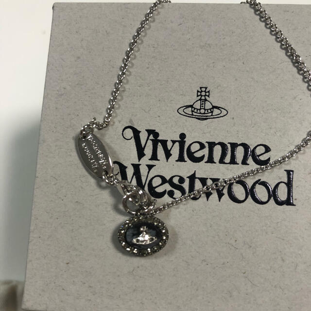 Vivienne Westwood(ヴィヴィアンウエストウッド)のVivienne Westwood ブレスレット　新品 レディースのアクセサリー(ブレスレット/バングル)の商品写真