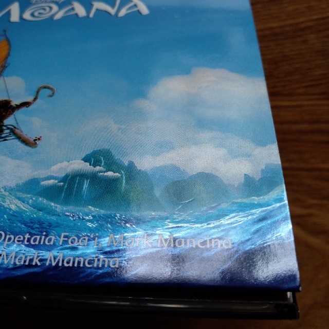 Disney(ディズニー)のモアナと伝説の海  MOANA CD 2枚組  英語版 エンタメ/ホビーのCD(映画音楽)の商品写真