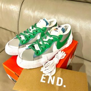 24時間限定値下　希少サイズ最小23cm Nike sacai blazer