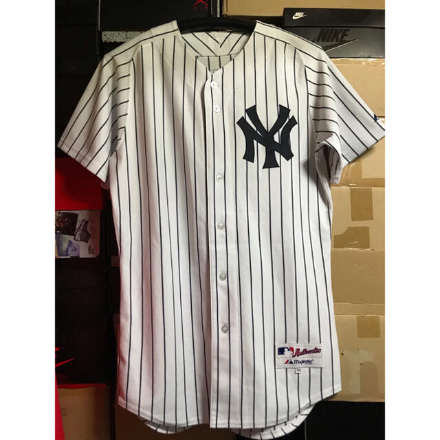 定番人気　Majestic社製 New York Yankees ゲームシャツ