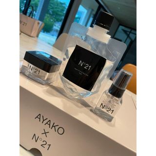 ヌメロヴェントゥーノ №21 ヴィーガンアロマハンドミスト、クリーム3点
