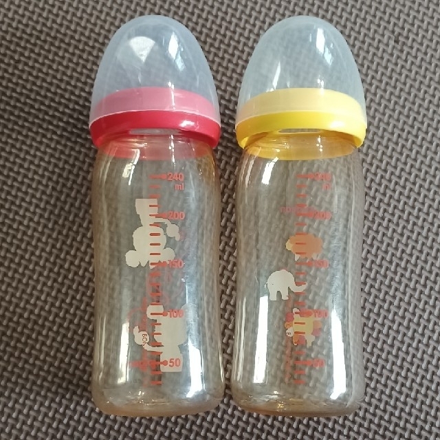 Pigeon(ピジョン)の母乳実感　哺乳瓶2本+アンパンマン哺乳瓶 キッズ/ベビー/マタニティの授乳/お食事用品(哺乳ビン)の商品写真