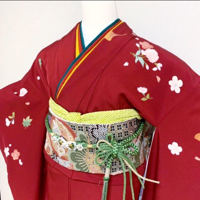 《刺繍•金彩》十二単衣のお姫様仕様 by LINLIN♡|ラクマ 古典柄振袖(フルセット可能)の通販 即納日本製
