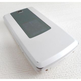 エルジーエレクトロニクス(LG Electronics)のL-03A FOMA パールホワイト★ドコモ中古携帯★ガラケーdocomo(携帯電話本体)