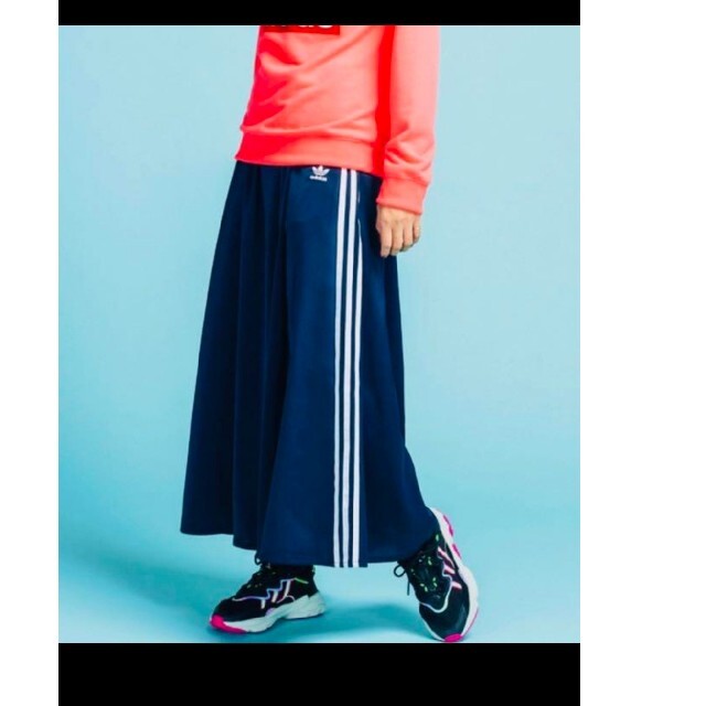 adidas(アディダス)のadidas originalsロングスカート（ネイビー）xsサイズ レディースのスカート(ロングスカート)の商品写真