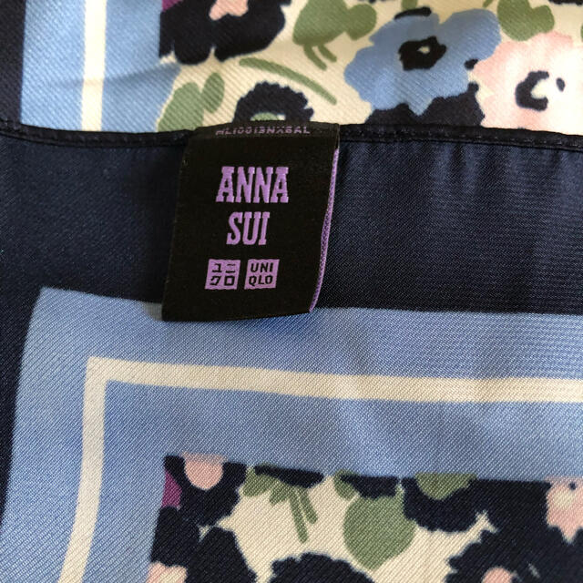 ANNA SUI(アナスイ)のANNA SUI×UNIQLOスカーフ レディースのファッション小物(バンダナ/スカーフ)の商品写真