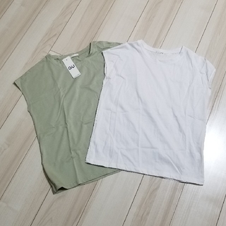 ジーユー(GU)のTシャツ　GU 2枚セット(Tシャツ(半袖/袖なし))