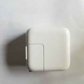 アップル(Apple)のApple アダプター 12w(バッテリー/充電器)