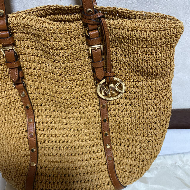 Michael Kors(マイケルコース)のマイケルコースカゴバッグ★お値下げしました レディースのバッグ(かごバッグ/ストローバッグ)の商品写真