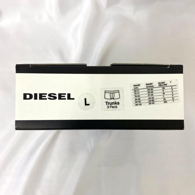 DIESEL(ディーゼル)の✨新品未使用✨DIESEL　ボクサーパンツ　3点セット　Lサイズ　7-11-8 メンズのアンダーウェア(ボクサーパンツ)の商品写真