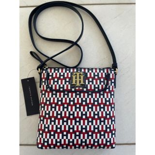 トミーヒルフィガー(TOMMY HILFIGER)のトミーヒルフィガーショルダーバッグ　新品未使用(ショルダーバッグ)