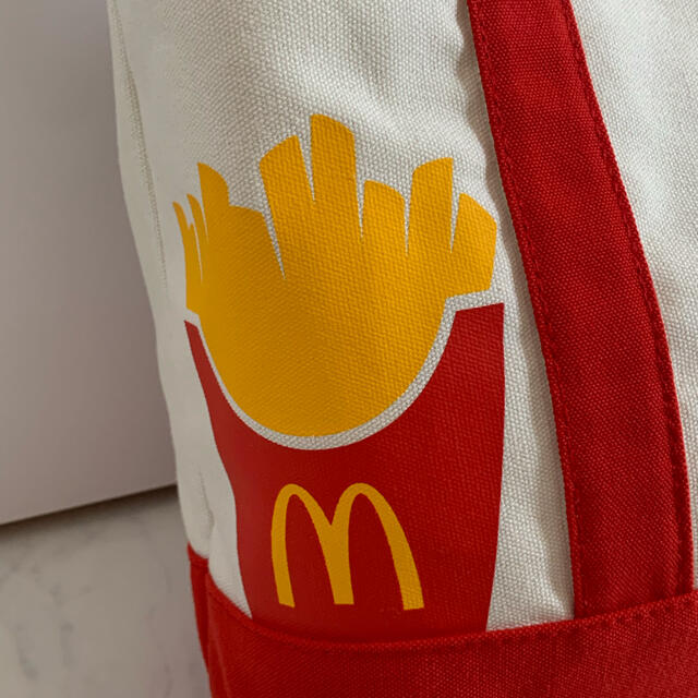 マクドナルドトートバッグ エンタメ/ホビーのコレクション(ノベルティグッズ)の商品写真