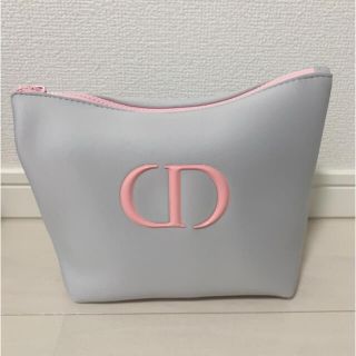 ディオール(Dior)のDior ノベルティ　新品　ハンドタオル2枚＆CDポーチ セット(ポーチ)