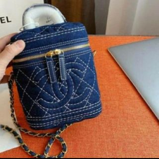 CHANEL(デニム ・ ショルダーバッグ)のフリマアイテム一覧 CHANEL(デニム ・ ショルダーバッグ)のフリマアイテム一覧