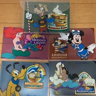 ディズニー(Disney)のDisney ディズニーミニクリアファイル 5枚　ケース付き(クリアファイル)