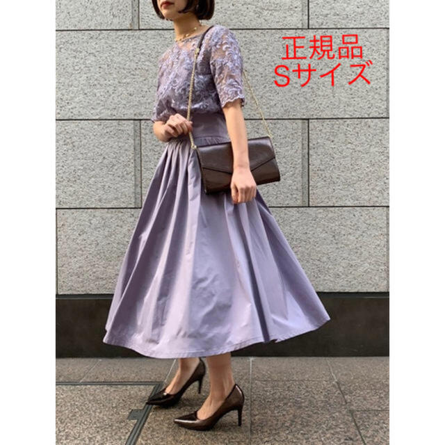 LADYDRESSの魅力新品未使用 LADYオーバーレースギャザードレス