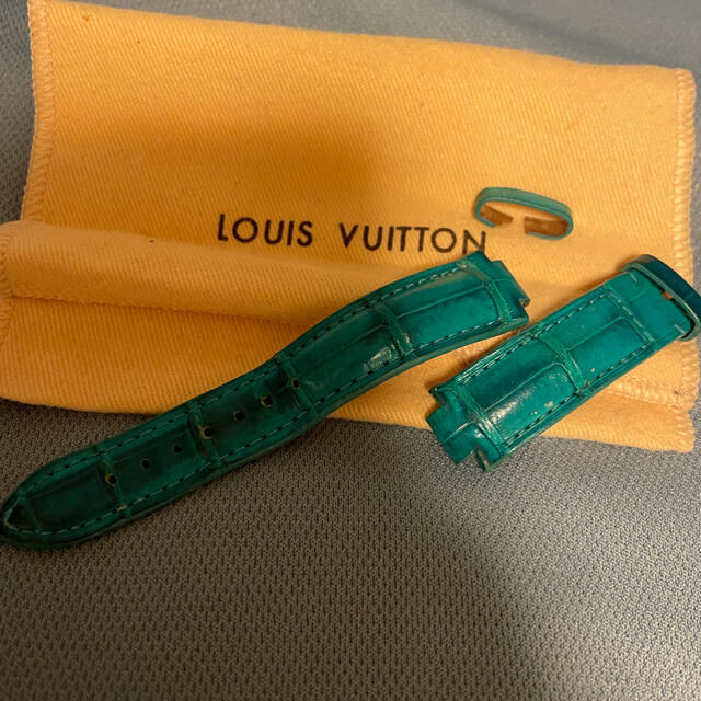 LOUIS VUITTON(ルイヴィトン)のルイヴィトン　タンブールSS クロノラバー　ラブリーカップ　替えベルト付き レディースのファッション小物(腕時計)の商品写真