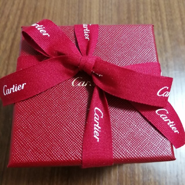 Cartier(カルティエ)のカルティエ　キャンドル コスメ/美容のリラクゼーション(キャンドル)の商品写真