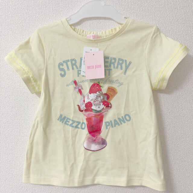 mezzo piano(メゾピアノ)のメゾピアノ  パフェプリントキラキラTシャツ　パフェ　120 キッズ/ベビー/マタニティのキッズ服女の子用(90cm~)(Tシャツ/カットソー)の商品写真