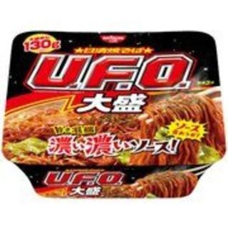 ニッシンショクヒン(日清食品)の９個セット　ＵＦＯ・カップヌードル(インスタント食品)