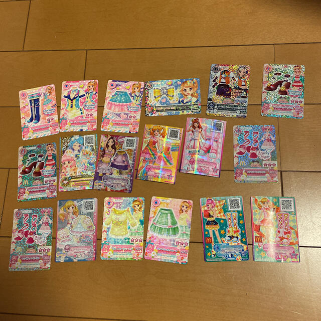 アイカツ!(アイカツ)のアイカツカード　18枚 エンタメ/ホビーのトレーディングカード(その他)の商品写真