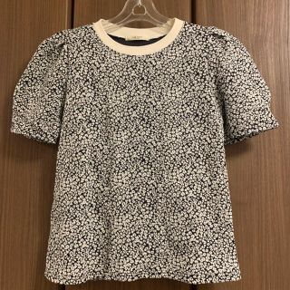 ディーホリック(dholic)のDHOLIC♡タックショルダー花柄Tシャツ(カットソー(半袖/袖なし))