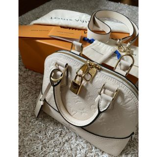 ルイヴィトン(LOUIS VUITTON)のLouisVuitton ネオアルマBB バッグ(ハンドバッグ)