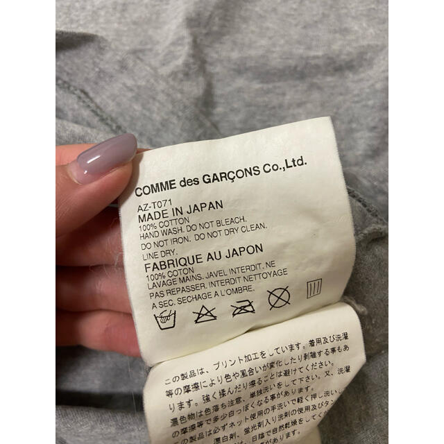 COMME des GARCONS(コムデギャルソン)のコムデギャルソン　ハート　ティーシャツ　グレー　黒 レディースのトップス(Tシャツ(半袖/袖なし))の商品写真