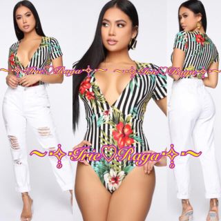 ★Fashion Nova★海外★ボディースーツ★ハイレグレオタード★ストライプ(オールインワン)