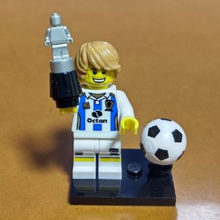 レゴ(Lego)のレゴ★プロサッカー選手 ミニフィグ＆サッカーボール オリジナルアレンジ 超激レア(その他)