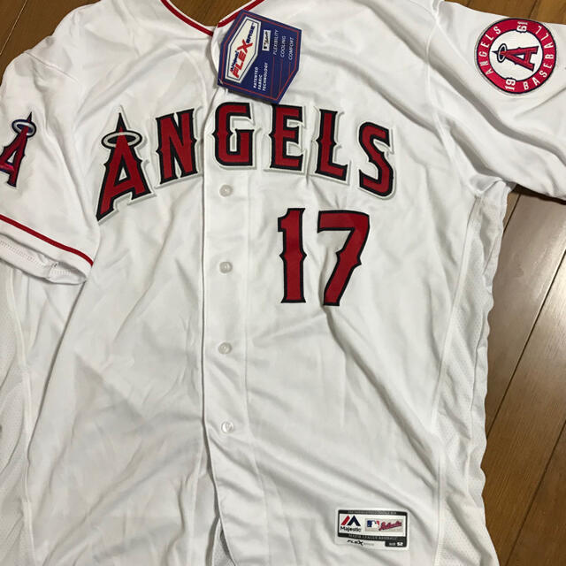 大谷翔平【直筆サイン】エンゼルス オーセンティックMLB公式証明【Topps社】 スポーツ/アウトドアの野球(記念品/関連グッズ)の商品写真