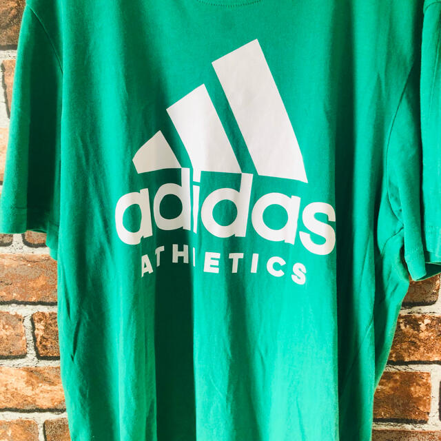 adidas(アディダス)の【希少】アディダス90s　Ｔシャツ　サイズM  グリーン　　デカロゴ レディースのトップス(Tシャツ(半袖/袖なし))の商品写真