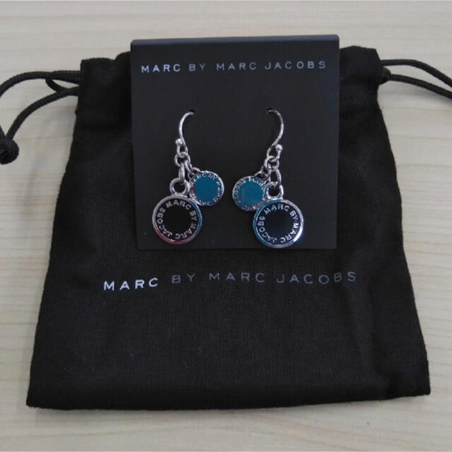 MARC BY MARC JACOBS(マークバイマークジェイコブス)のマークバイマークジェイコブス　シルバー925ピアス未使用品 レディースのアクセサリー(ピアス)の商品写真