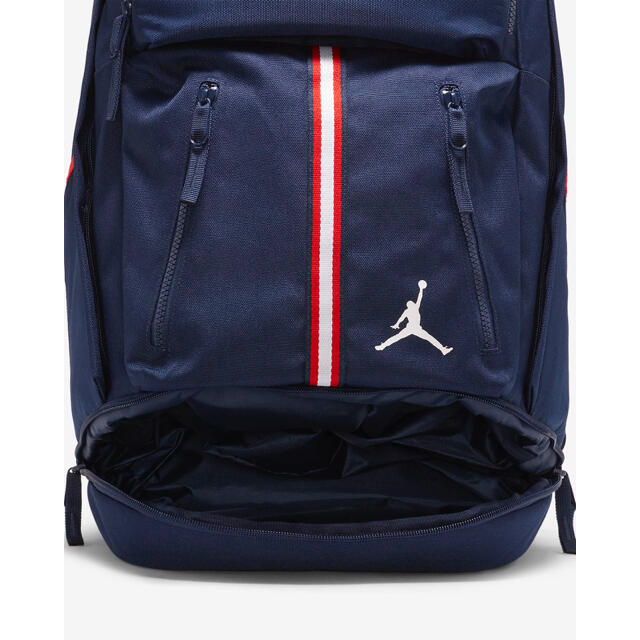 NIKE(ナイキ)のジョーダン PSG Training Backpack パリサンジェルマン メンズのバッグ(バッグパック/リュック)の商品写真