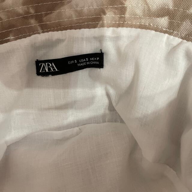 ZARA(ザラ)のZARA タイダイ　バケットハット レディースの帽子(ハット)の商品写真