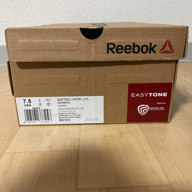 Reebok(リーボック)のEASYTONE 2.0 レトロ J SYN Reebok (リーボック) レディースの靴/シューズ(スニーカー)の商品写真