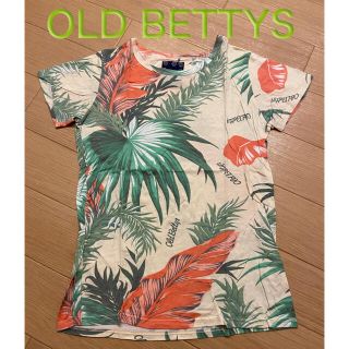 オールドベティーズ(OLD BETTY'S)のオールドベティーズ　リーフ柄　Tシャツ(Tシャツ(半袖/袖なし))