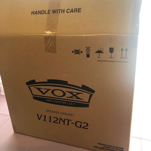 VOX(ヴォックス)のvox キャビネット　グリーンバック 楽器のギター(ギターアンプ)の商品写真